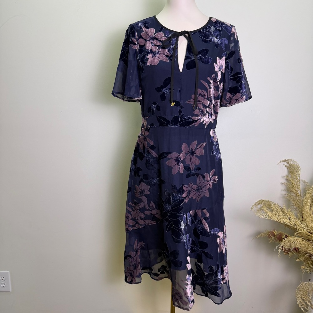 Sam Edelman Size 10 Navy Floral Velvet Burnout Short Sleeve Midi Dress